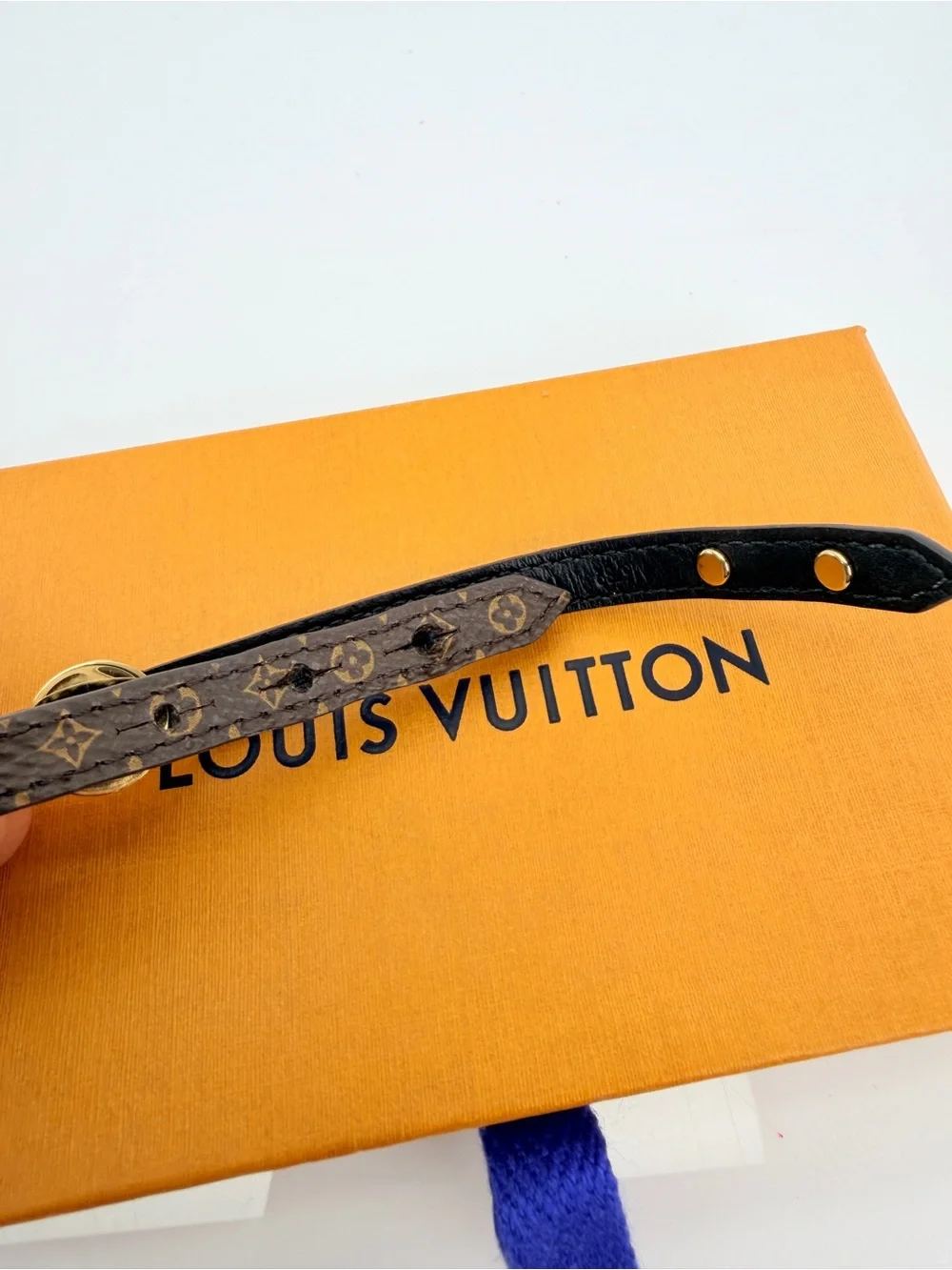 Louis Vuitton Monogram LV Circle Reversible Bracelet 19 Black